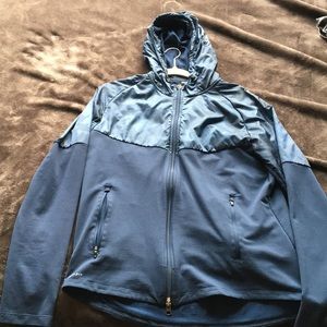 Nike running along sleeve zip up